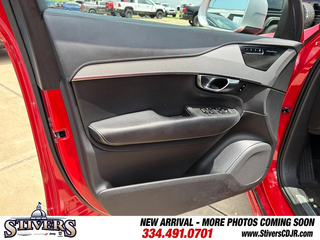 Used 2019 Volvo XC90 T6 R-Design w/ Advanced Package AWD/4WD image 16