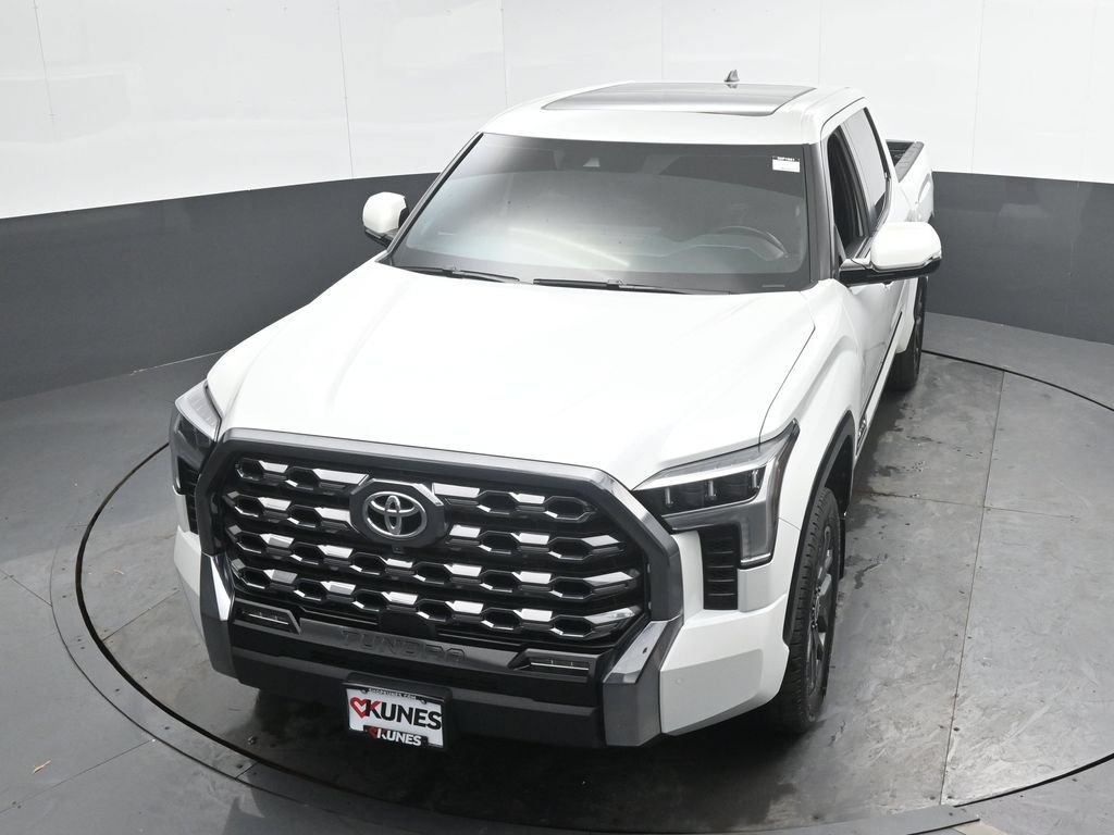 Used 2024 Toyota Tundra Platinum AWD/4WD image 33