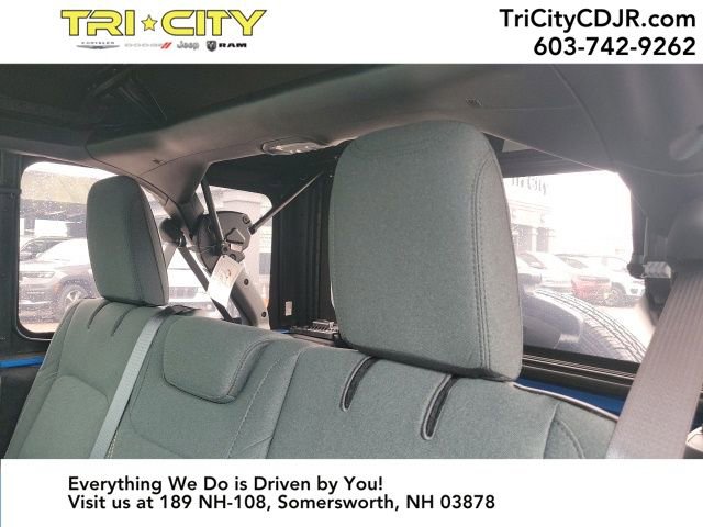 New 2024 Jeep Wrangler Sahara image 25