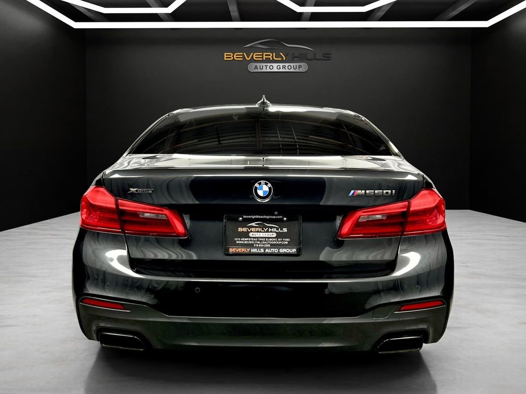 Used 2018 BMW M550i xDrive image 4