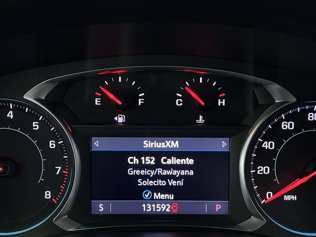 Used 2023 Chevrolet Traverse LT FWD image 16