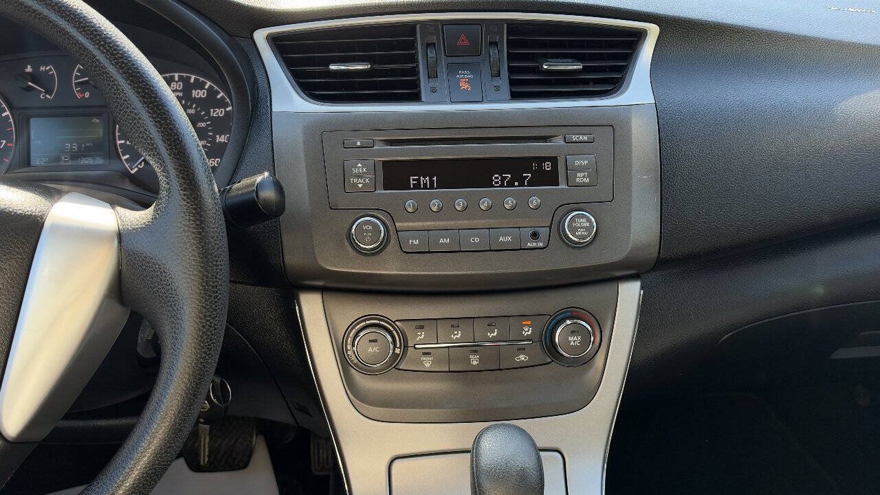 Used 2014 Nissan Sentra S FWD image 17
