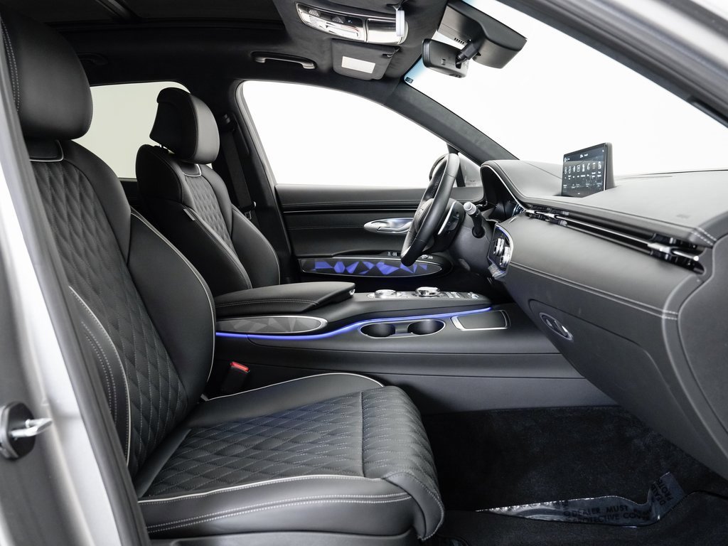 Used 2025 Genesis GV70 3.5T Sport w/ Sport Advanced Package image 22