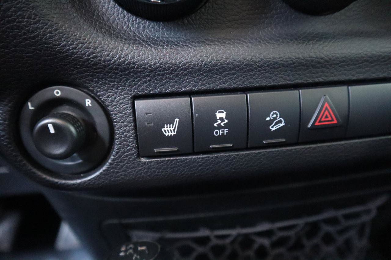 Used 2017 Jeep Wrangler Unlimited Rubicon w/ Cold Weather Group AWD/4WD image 77