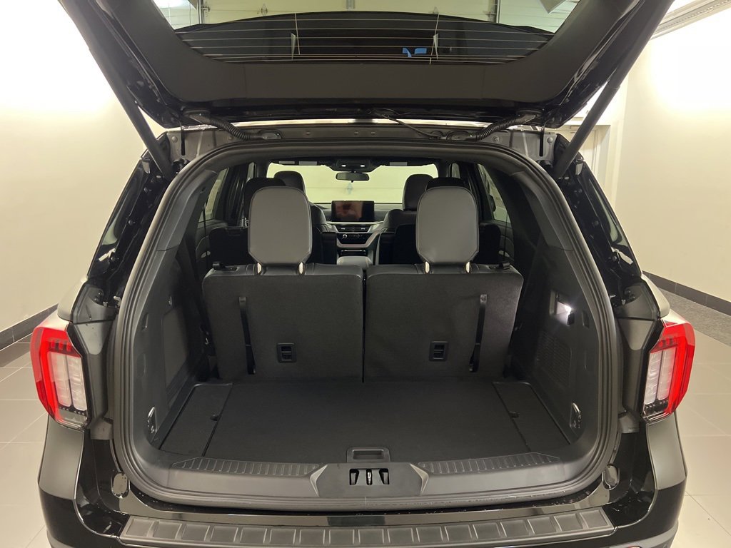 New 2025 Ford Explorer ST-Line image 29