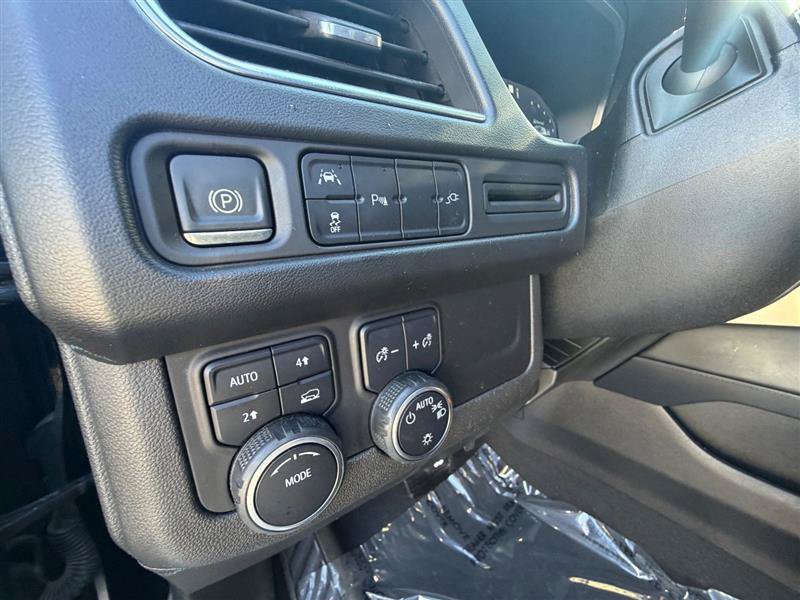 Used 2022 Chevrolet Tahoe LT AWD/4WD image 23
