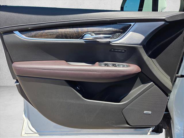 Used 2021 Cadillac XT6 Premium Luxury FWD image 11