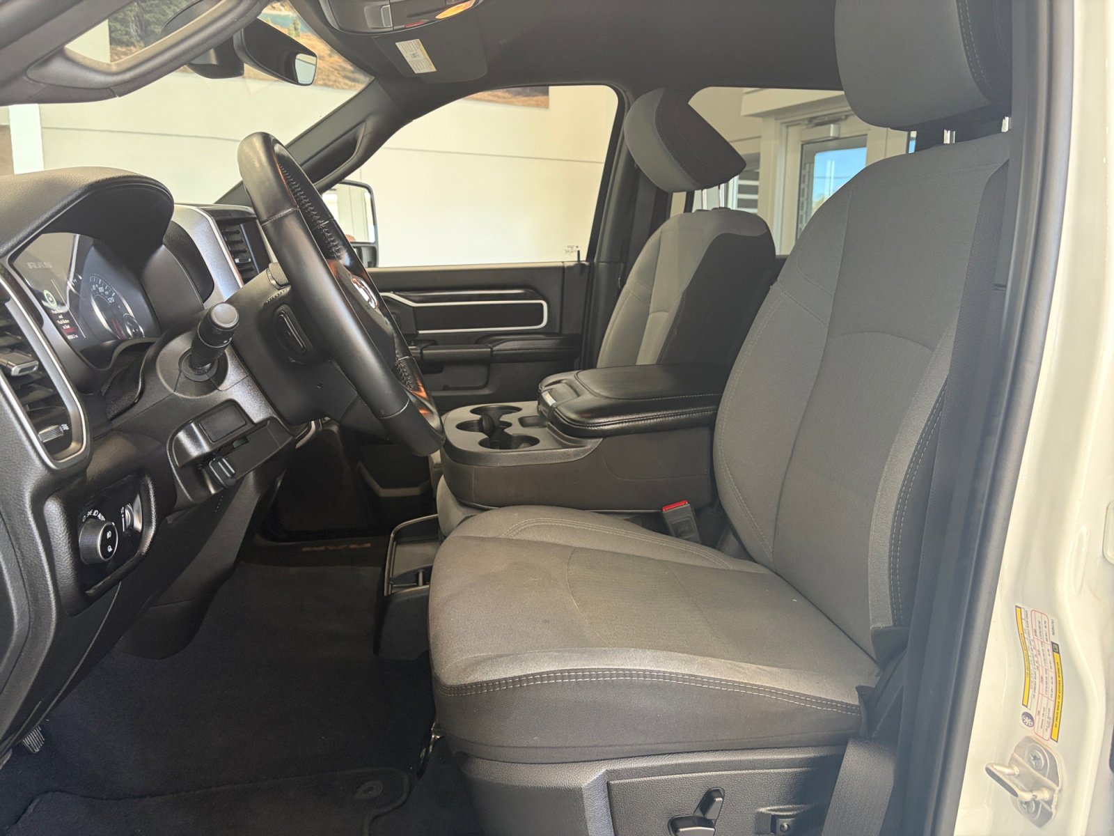 Used 2024 RAM 2500 Big Horn AWD/4WD image 11