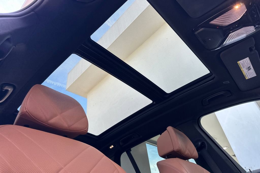 Used 2023 BMW X5 xDrive45e w/ Executive Package image 18