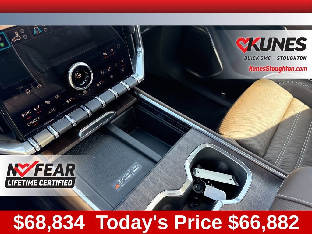 New 2026 GMC Acadia Denali Ultimate w/ LPO, Floor Liner Package AWD/4WD image 35
