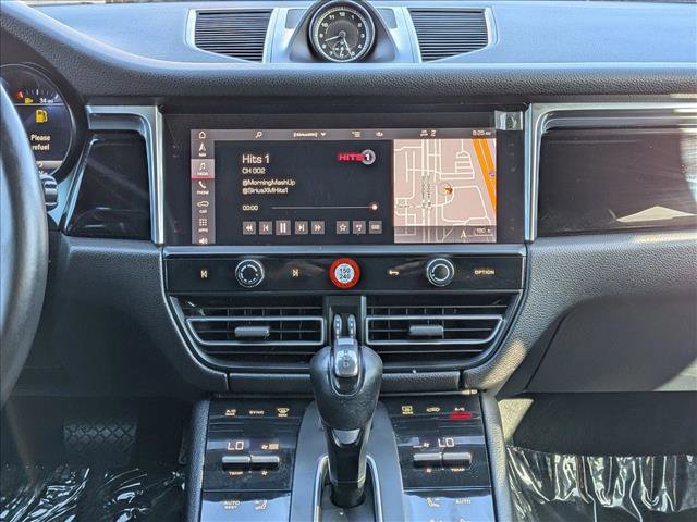 Used 2022 Porsche Macan AWD/4WD image 15