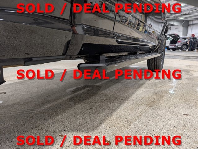 Used 2018 RAM 2500 Laramie w/ Sport Appearance Group AWD/4WD image 10