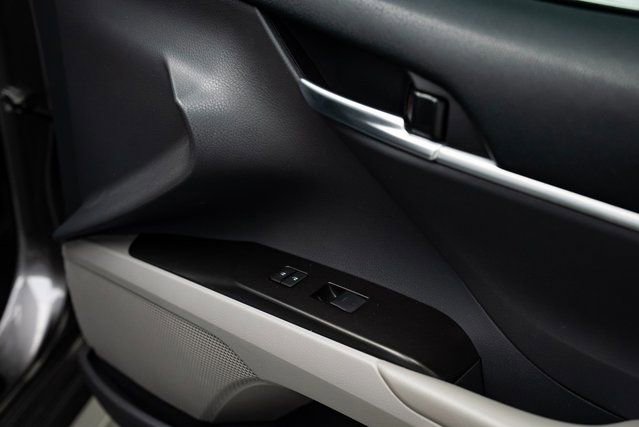 Used 2023 Toyota Camry LE image 20