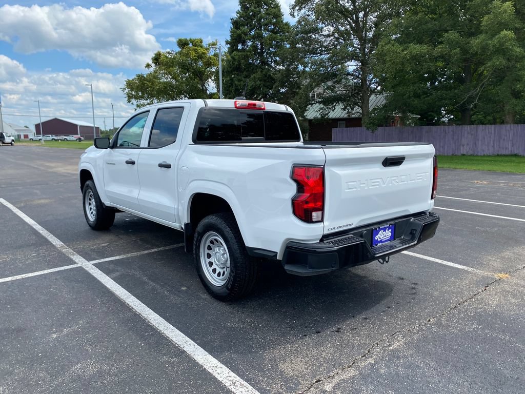 Used 2025 Chevrolet Colorado W/T RWD image 5