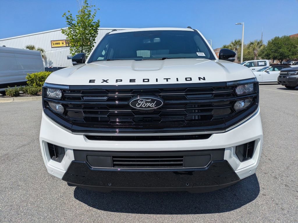 New 2026 Ford Expedition Max Platinum image 9