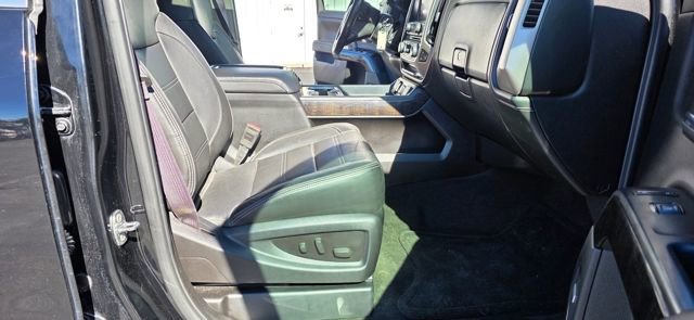 Used 2015 GMC Sierra 3500 Denali w/ Duramax Plus Package image 16
