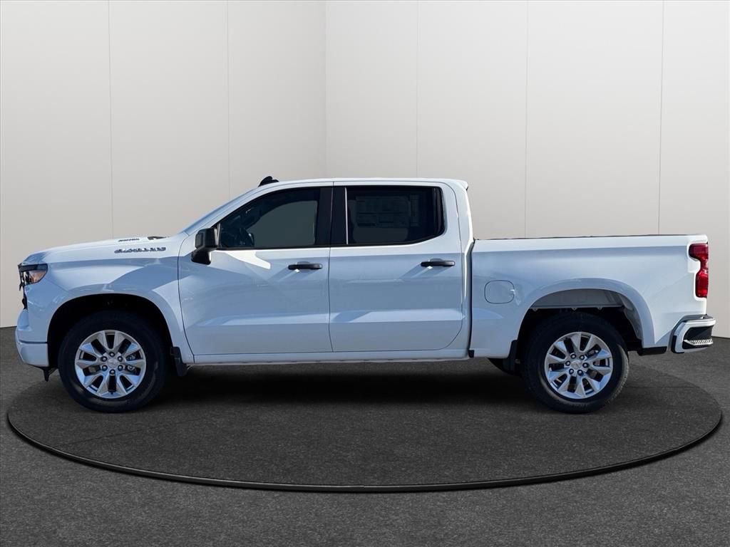 New 2026 Chevrolet Silverado 1500 Custom image 2