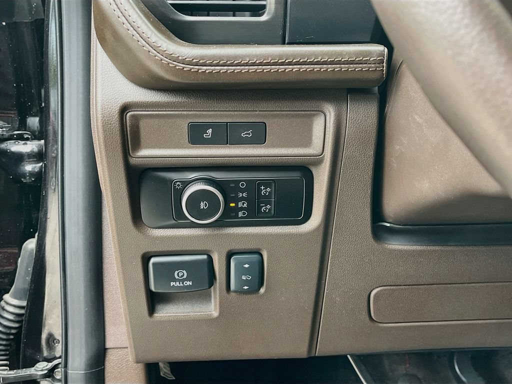Used 2024 Ford Expedition Max King Ranch RWD image 10