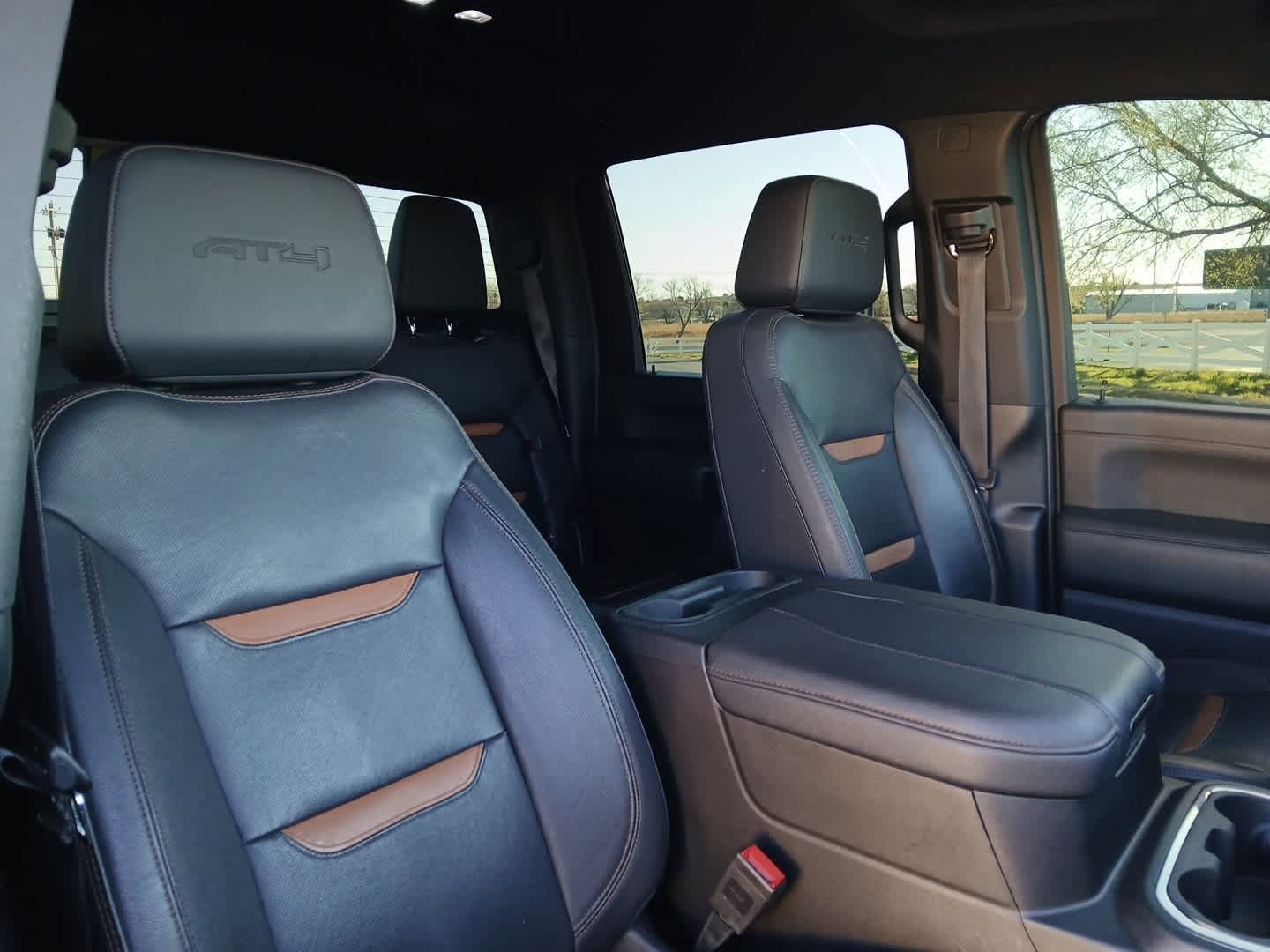 Used 2023 GMC Sierra 2500 AT4 w/ AT4 Preferred Package image 50