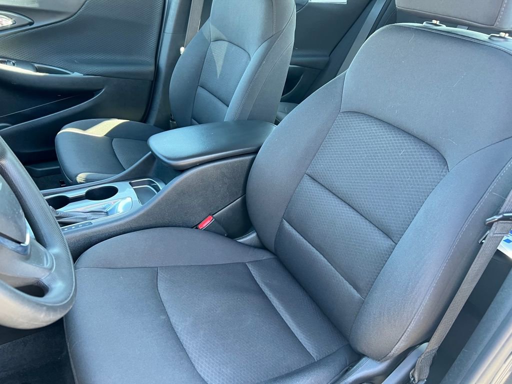 Used 2020 Chevrolet Malibu LS w/ LPO, Convenience Package 1 image 11