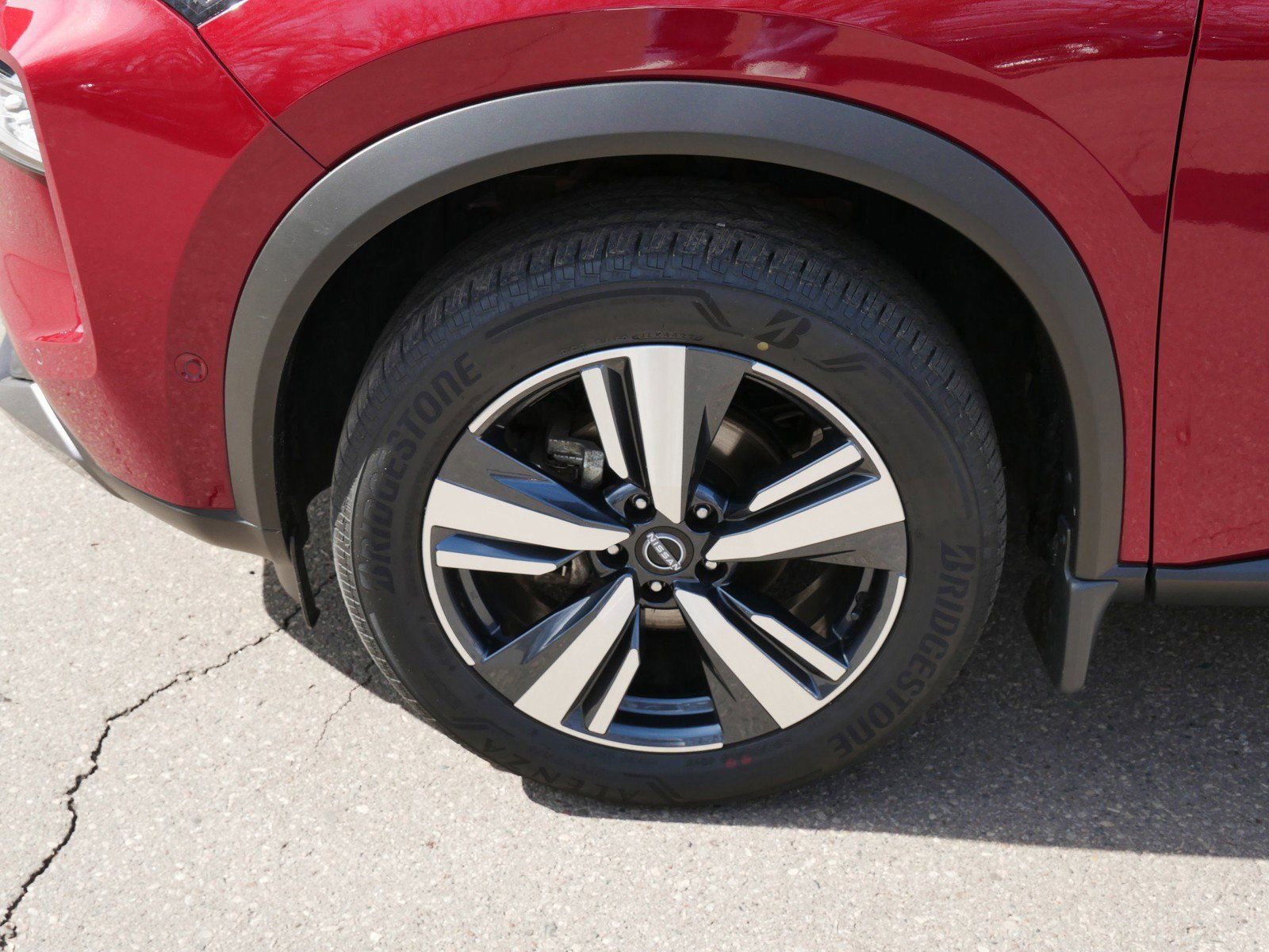 Used 2023 Nissan Rogue SL w/ SL Premium Package image 9