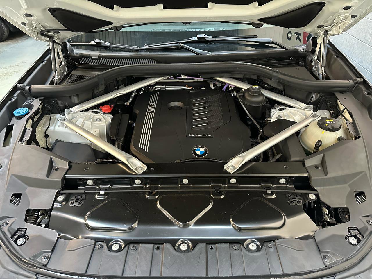 Used 2022 BMW X5 xDrive40i w/ Climate Comfort Package image 22