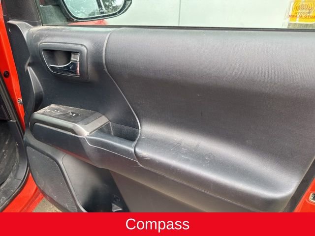 Used 2017 Toyota Tacoma TRD Off-Road image 26