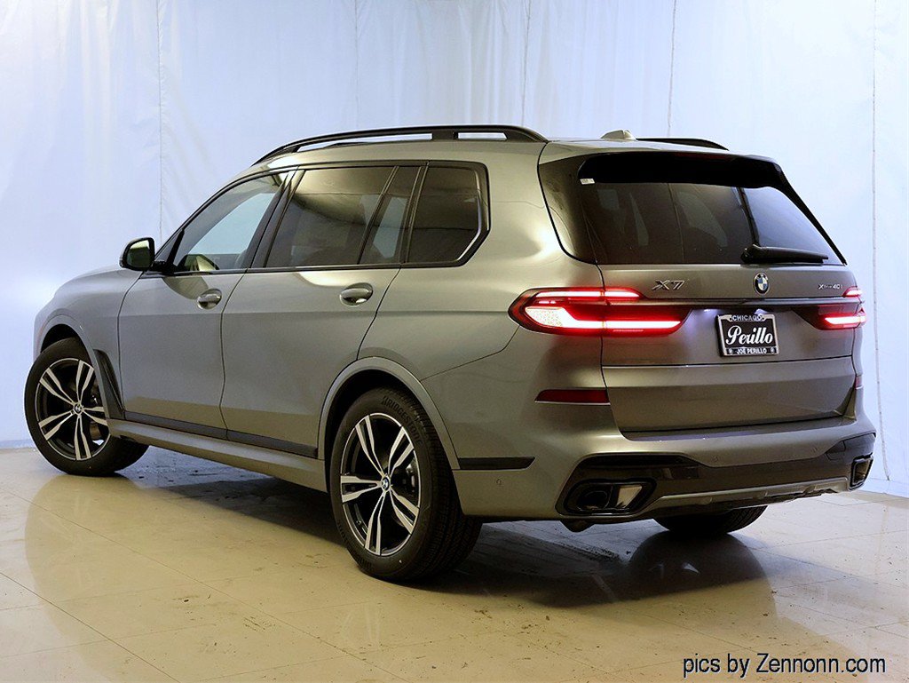 Used 2027 BMW X7 xDrive40i w/ M Sport Package AWD/4WD image 9