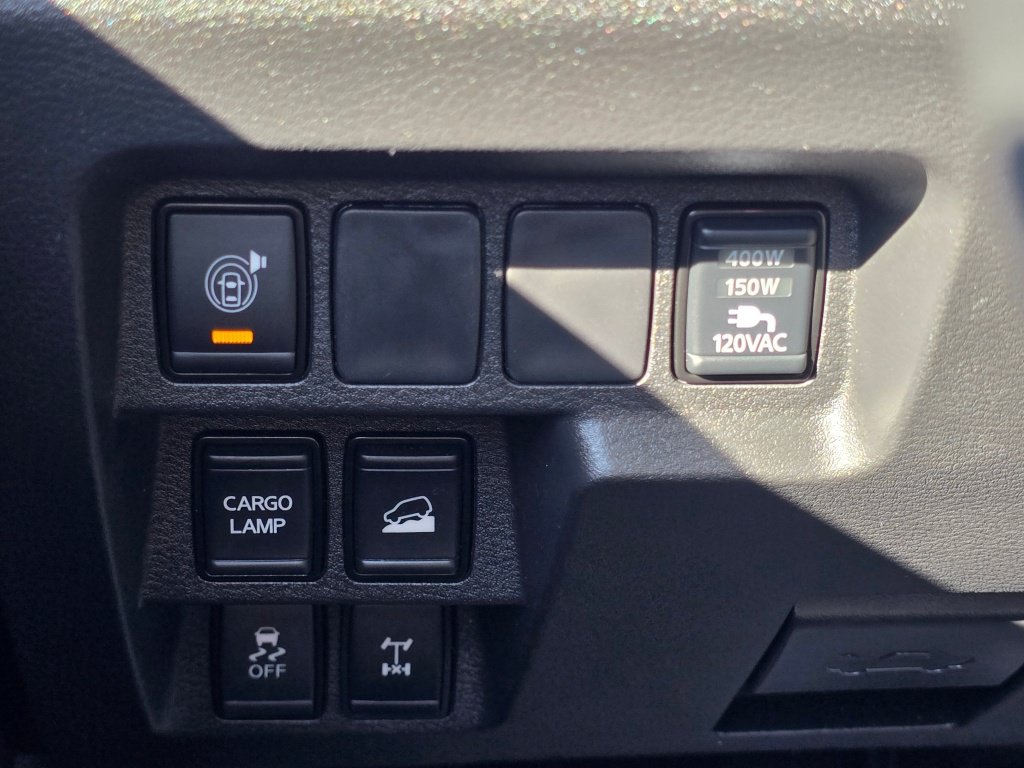 Used 2024 Nissan Frontier PRO-4X w/ Pro Premium Package AWD/4WD image 34