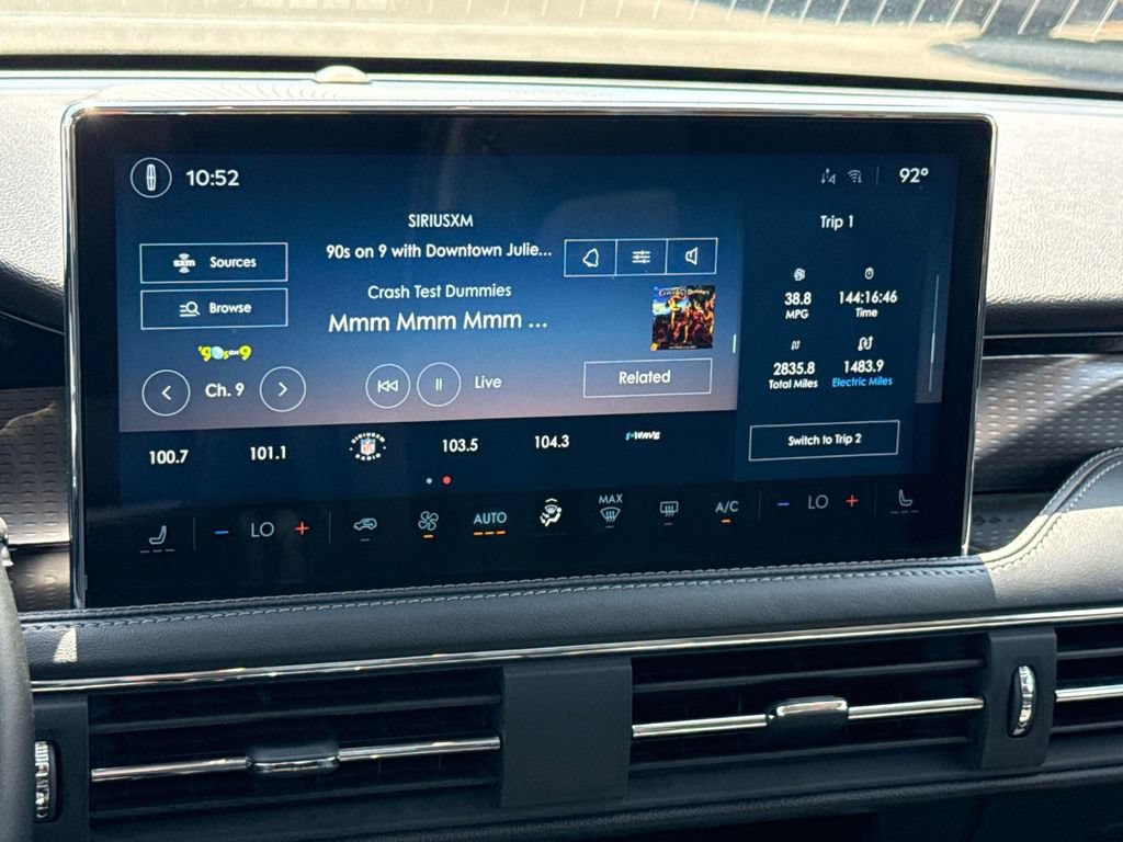 Certified 2024 Lincoln Corsair Grand Touring AWD/4WD image 19