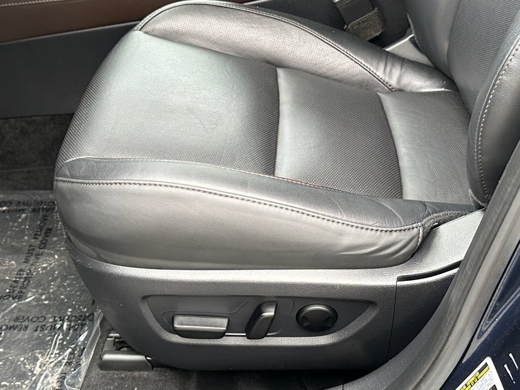 Used 2024 MAZDA CX-30 AWD 2.5 S w/ Premium Package image 18