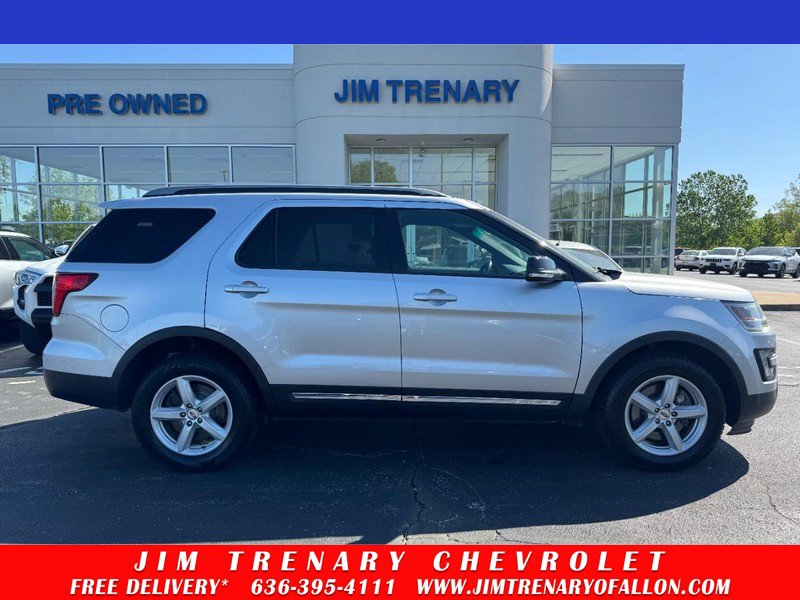 Used 2016 Ford Explorer XLT w/ Equipment Group 202A AWD/4WD image 1
