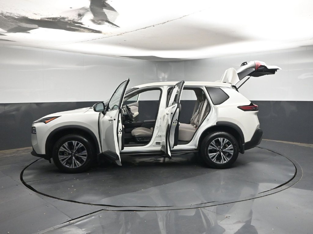 Used 2023 Nissan Rogue SV FWD image 46