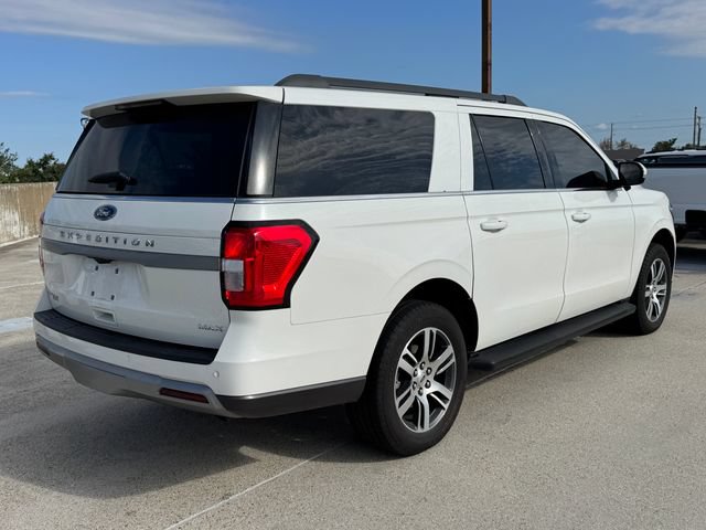 Used 2024 Ford Expedition Max XLT AWD/4WD image 3