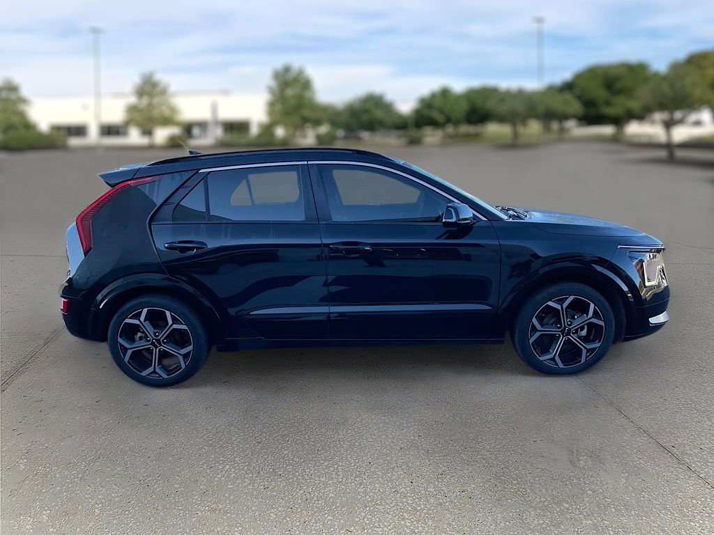 Certified 2023 Kia Niro EX Touring image 8