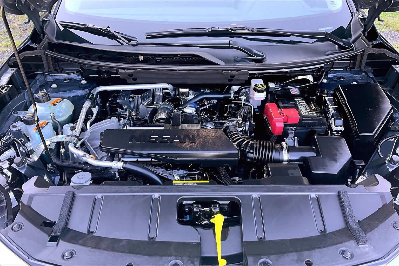 Used 2026 Nissan Rogue SL FWD image 32