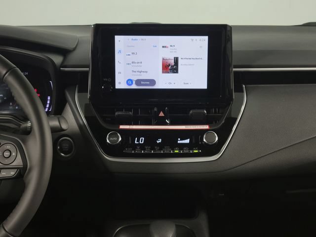 New 2026 Toyota Corolla SE FWD image 18
