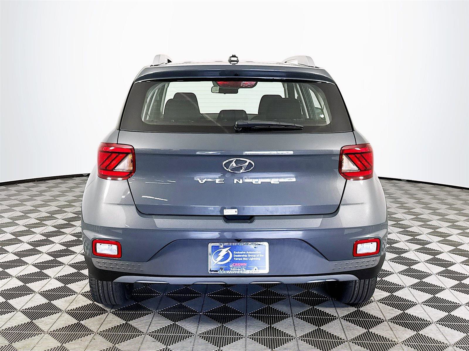 New 2025 Hyundai Venue SEL image 6