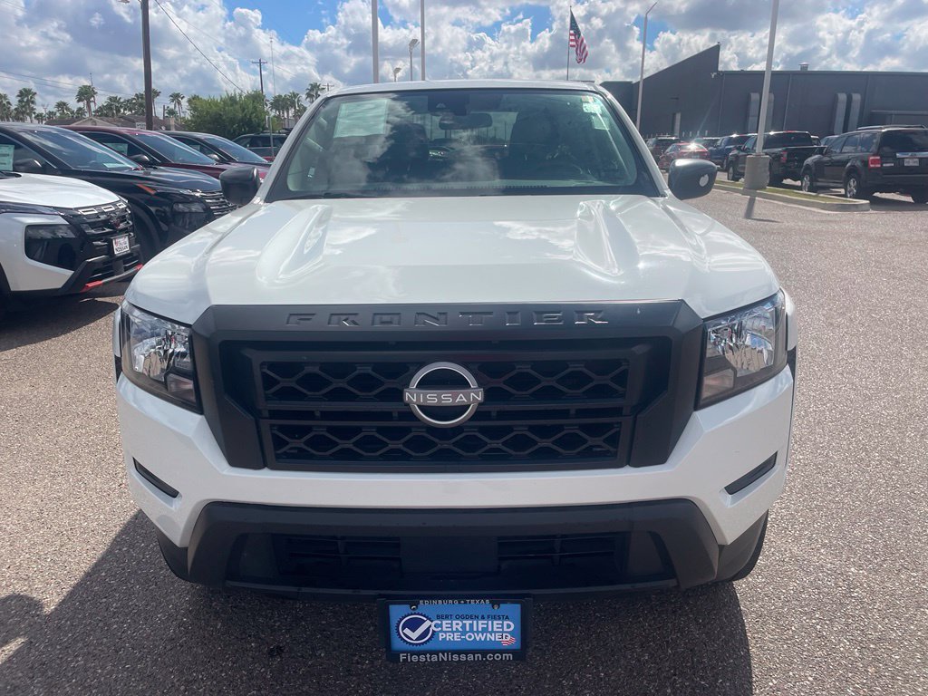 Used 2024 Nissan Frontier S RWD image 2