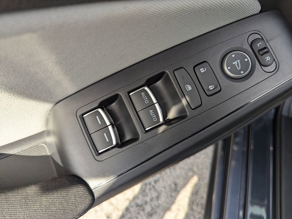 Used 2025 Honda Civic Sport image 15