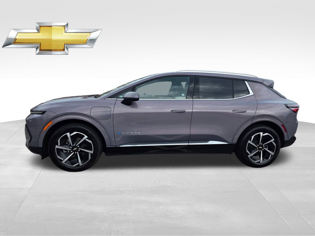 Certified 2025 Chevrolet Equinox EV LT image 3