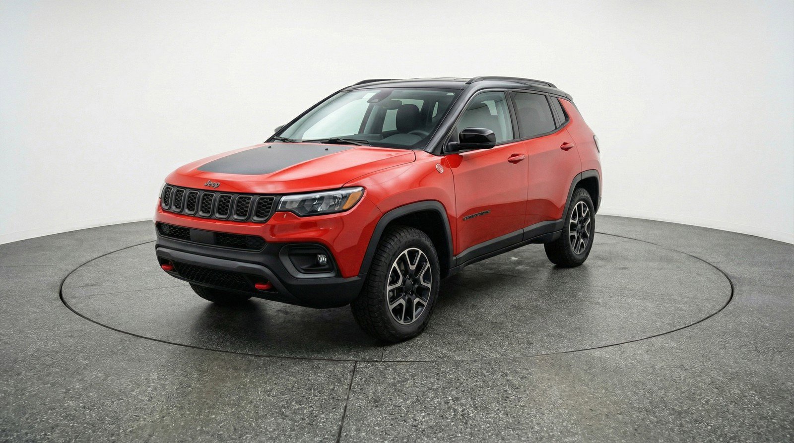 Used 2025 Jeep Compass Trailhawk image 3