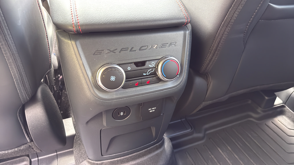 Used 2025 Ford Explorer ST w/ Sun And Sound Package AWD/4WD image 18