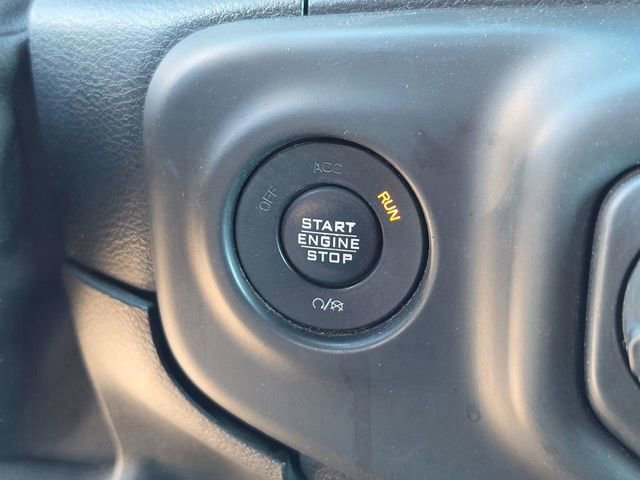 Used 2018 Jeep Wrangler Unlimited Sahara image 37