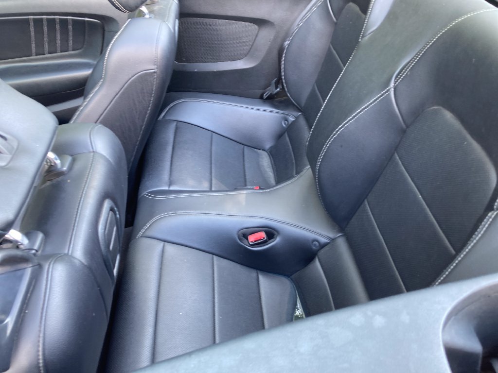 Used 2015 Ford Mustang Premium RWD image 32