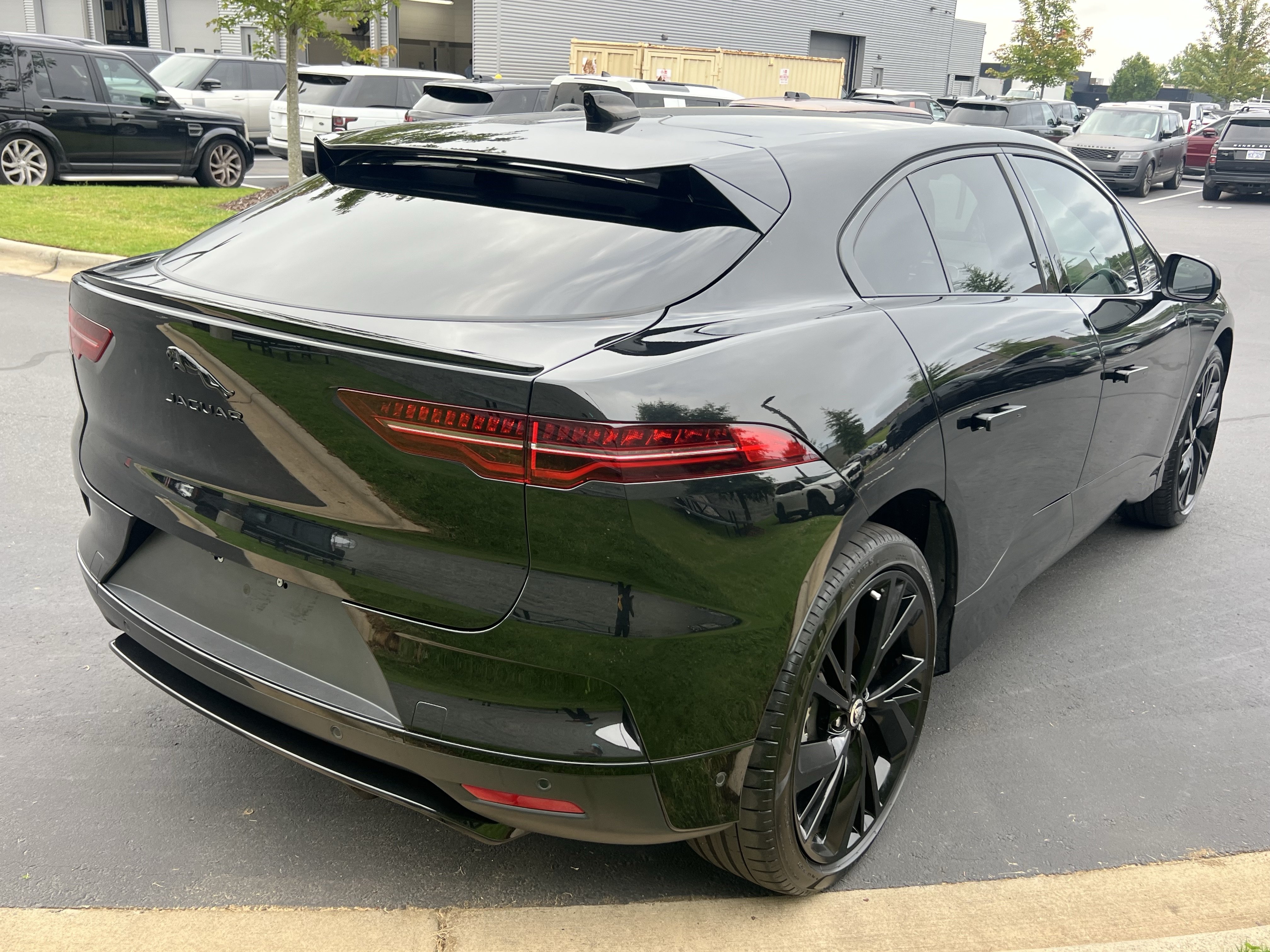 Used 2024 Jaguar I-PACE R-Dynamic HSE AWD/4WD image 7