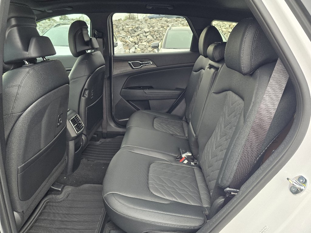 New 2025 Kia Sportage X-Pro image 4