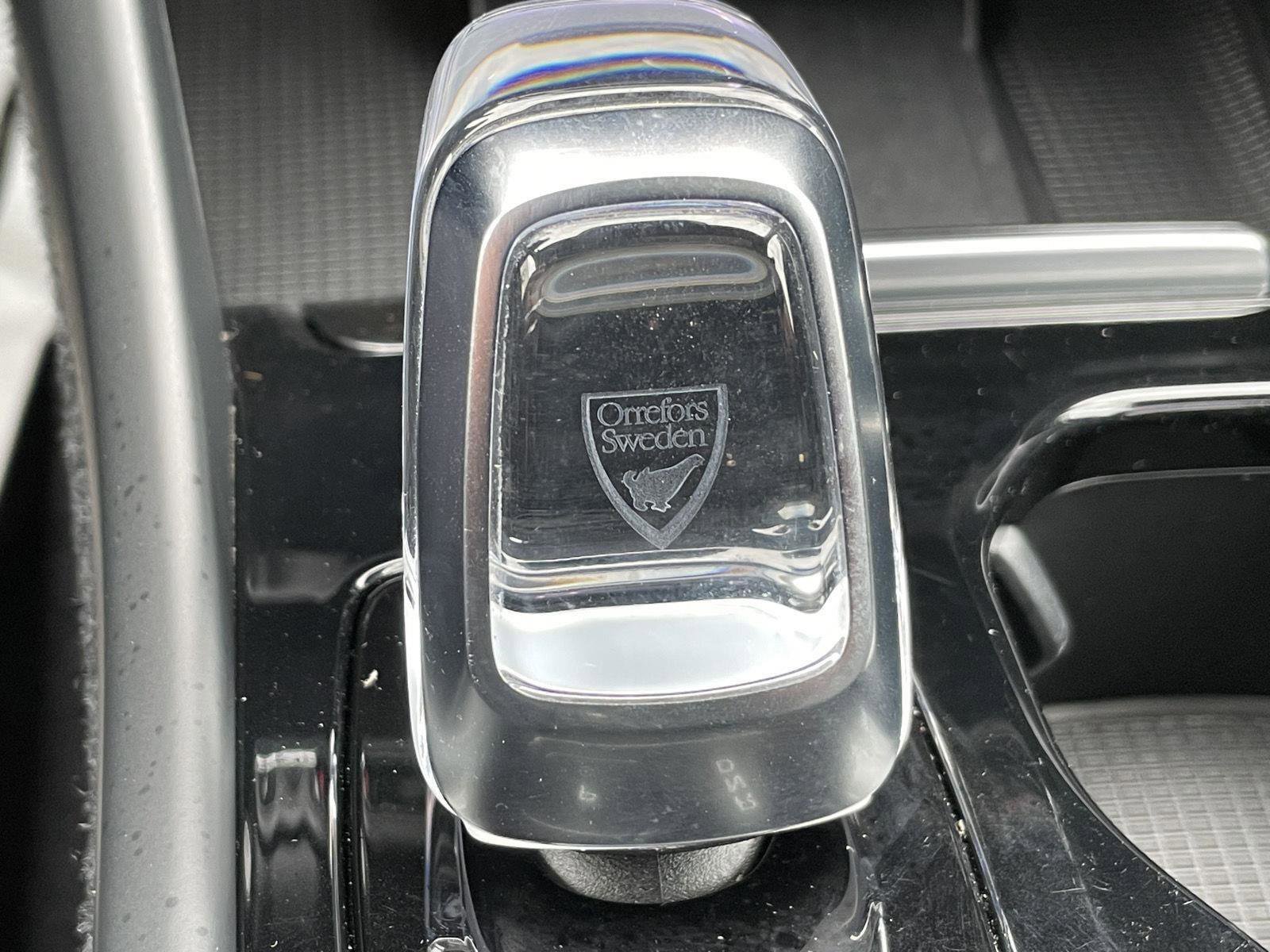 Used 2024 Volvo XC40 B5 Plus w/ Climate Package image 34