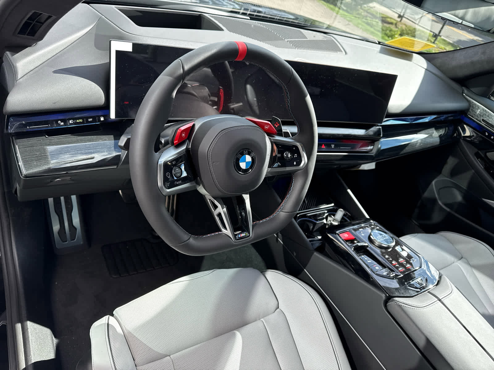 New 2026 BMW M5 w/ Carbon Package image 13