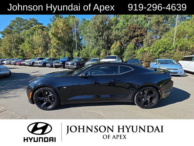 Used 2020 Chevrolet Camaro SS image 18